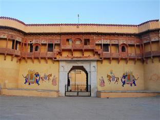 Hotel Chanoud Garh Chānod Dış mekan fotoğraf